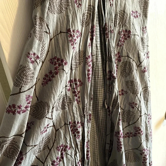 Fanasya mock wrap dress. EUC - Picture 3 of 10